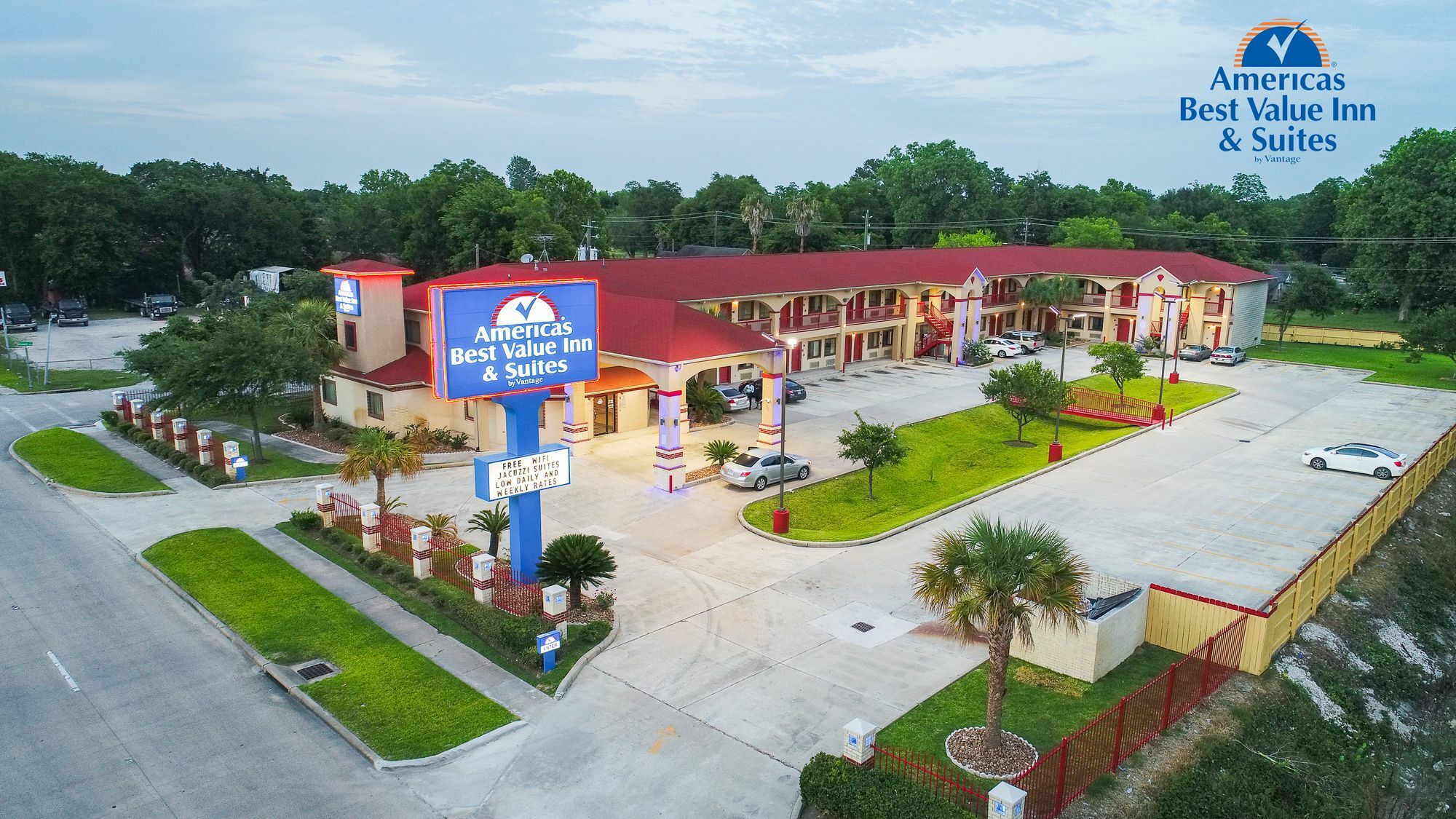Americas Best Value Inn & Suites Northeast Houston Dış mekan fotoğraf
