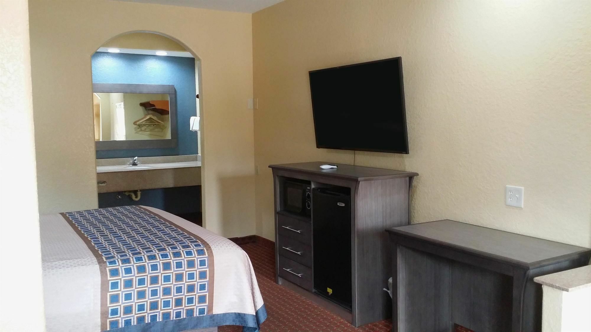 Americas Best Value Inn & Suites Northeast Houston Dış mekan fotoğraf